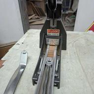 دستگاه منگنه کارتن ژاپنی در حد نو