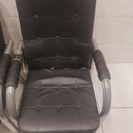 پنج عدد صندلی