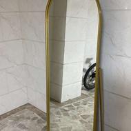 آینه طلایی پایه دار