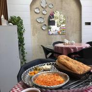 نیروی کمک آشپز خانم