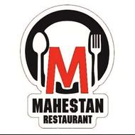 استخدام ویتر در رستوران