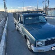 وانت مزدا 2000 تک کابین