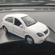 یک عدد ماشین فلزی