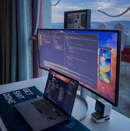 به طراح و شریکی جهت شرکت طراحی سایت نیازمندم