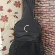 کیف گیتار بسیارتمیز