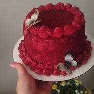 یک تکه عشق روی میز شما ️