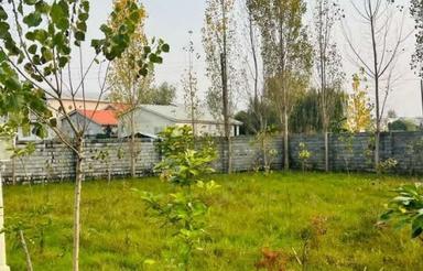 داخل شهرک چسبیده به بافت