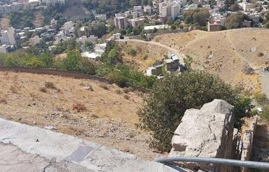 زمین در ولنجک بلوار دانشجو جنب مدرسه ایران زمین