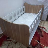 تشک درحدنو وتخت کودک باهم
