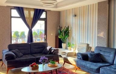 نیارمند یک همخونه فقط خانم یا دانشجو