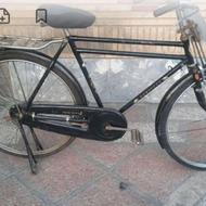 یک عدد دوچرخه 28 سالم