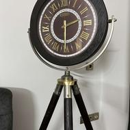 ساعت سه پایه