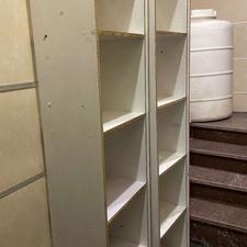 کتابخانه چند طبقه محکم