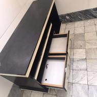 میز تلویزیون هایگلاس مناسب برای تلویزیون