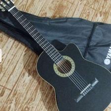 گیتار یاماها