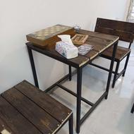 میز نیمکت دونفره، میز نیمکت یک مترو نیم