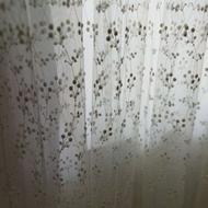 پرده طرح دار تمیز