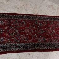 فرش قرمز طرح دار