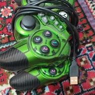 دو عدد دسته کامپیوتر کار کرده