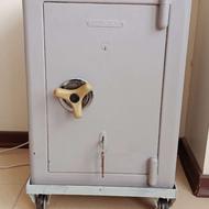 گاوصندوق کاوه قدیمی اصل