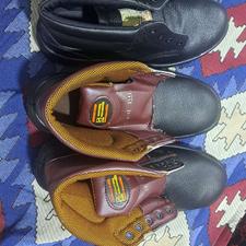 کفش ایمنی درجه یک سایز44 دوجفت زیرقیمت