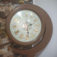 فروش ساعت ایستاده چوبی در حد نو و بدون مشکل و ضمانتی