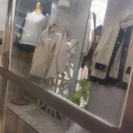 ویترین وقفسه پوشاک
