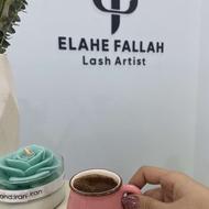 ناخنکار با سابقه کار ناخن به صورت اجاره یا درصد