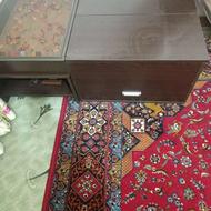 جلو مبلی و دوتا میز عسلی