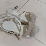 کفش عروس پاشنه دار