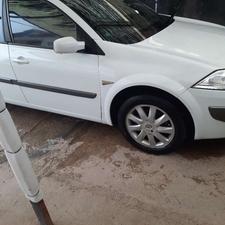 مگان 2000اتومات بیرنگ در حد صفر آپشنال کروزدار91