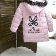 کاپشن و بوت ویا پوتین