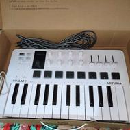 میدی کیبورد arturia minilab 3