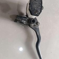 پمپ ترمز جلوی موتورسیکلت