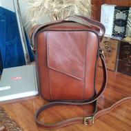 کیف تمام چرم طبیعی رو دوشی