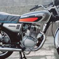 موتور بلوچ 200 هست