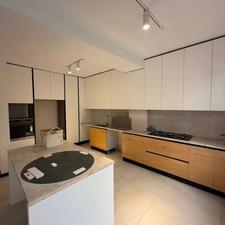 170 متری نوسازی شده * گلسنگ * نیاوران *