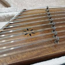 سنتور با کاور و مضراب