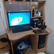 کامپیوتر کامل و میز کامپیوتر