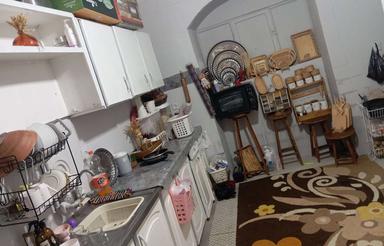 خانه قدیمی گلی قابل نشیمن