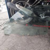 شیشه سمت راننده پراید صبا