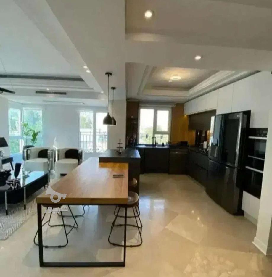 همخونه تحصیلکرده