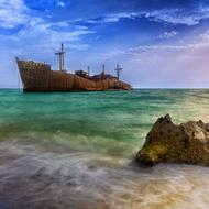 تور کیش اقساطی