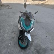یک دستگاه موتور سیکلت گلکسی 155