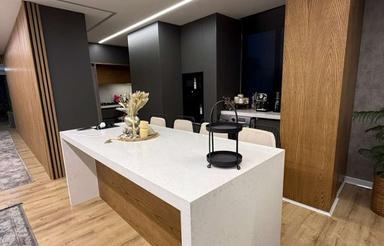 آپارتمان 200متری خوش نقشه زیر قیمت