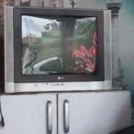 تلوزیون 21صفه تخت ال جی سالم درحدنو