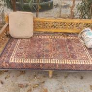 تخت سنتی و میز صندلی پلاستیکی