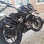 موتور ان اس 200