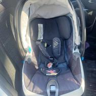 کریر و صندلی ماشین