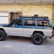 خریدار پاترول یا جیپ